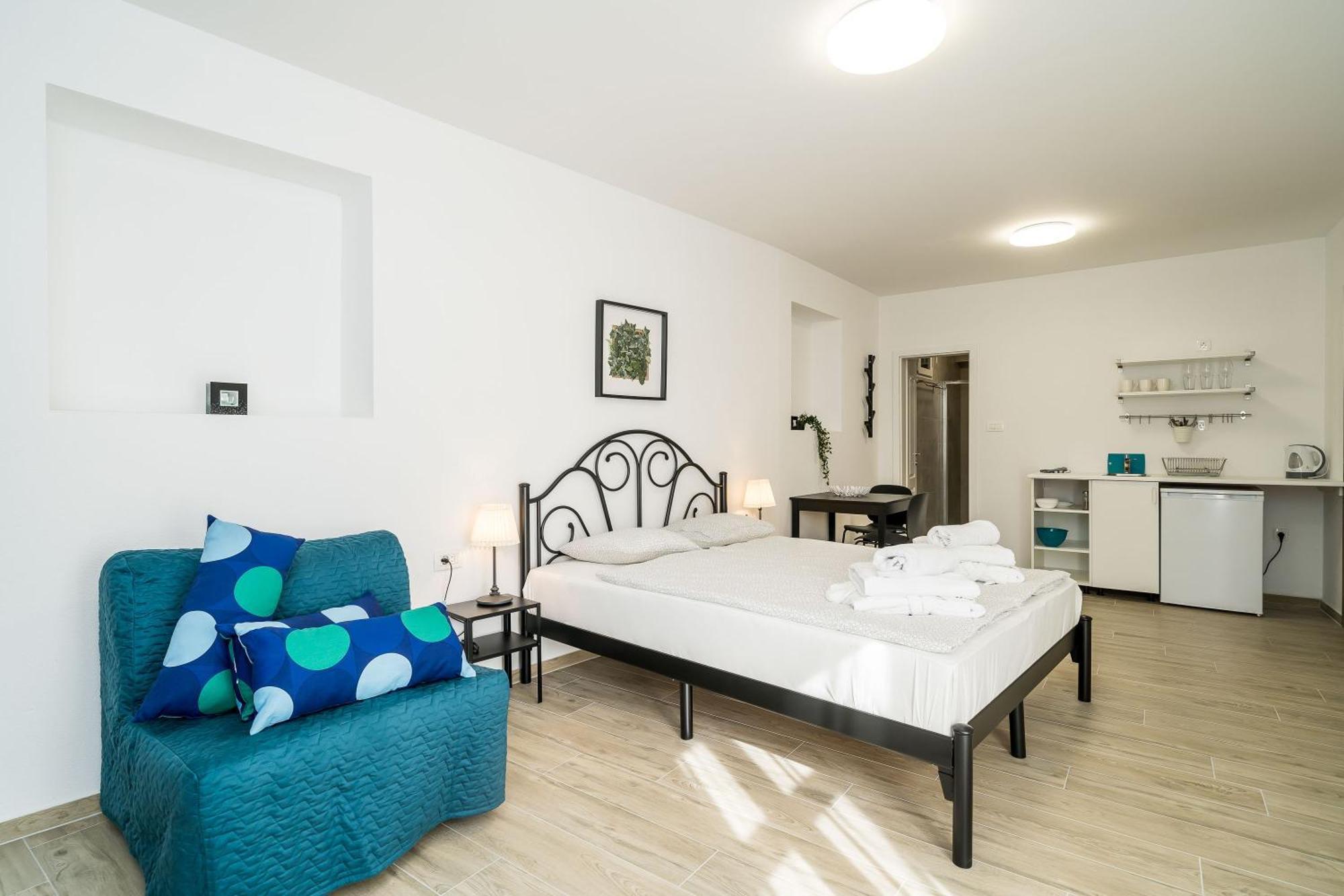 Residence & Pool Villa Schwarz Suites تْسافتات المظهر الخارجي الصورة