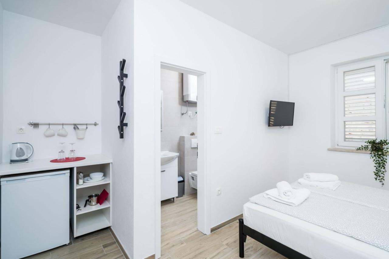 Residence & Pool Villa Schwarz Suites تْسافتات المظهر الخارجي الصورة